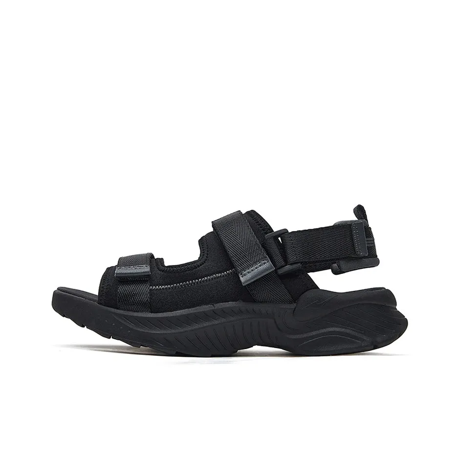 Erke Beach Sandals Women's Jet Black/Carbon Gray