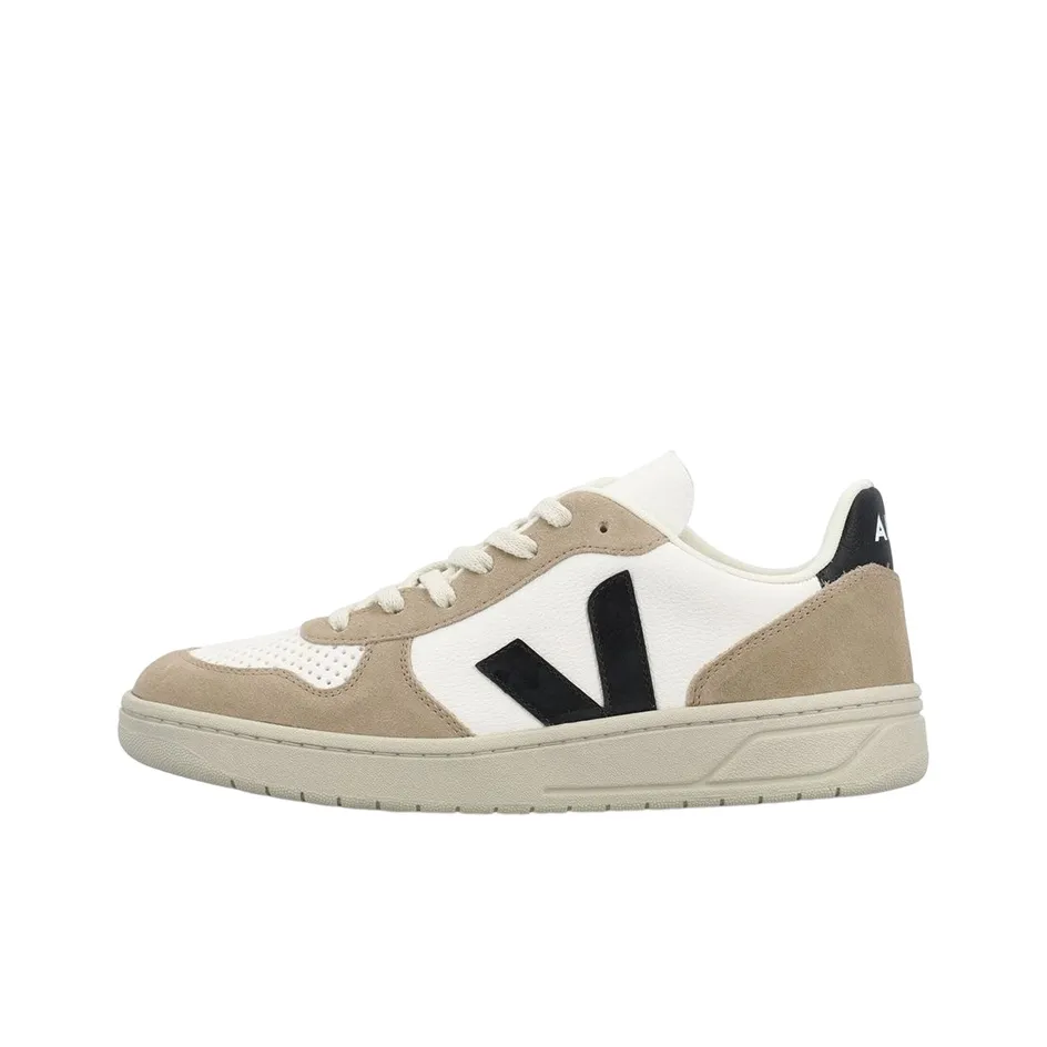 VEJA V 10 Chromefree Leather White Black Sahara
