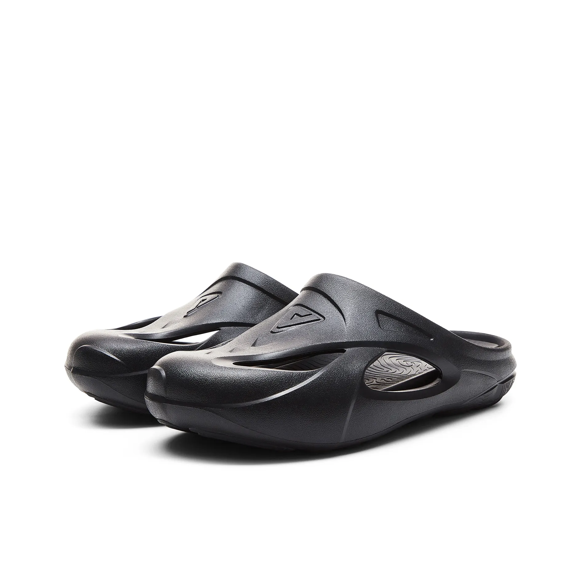 PEAK Flying Fish, Taichi River Trekking Shoes Slippers Men's All Black