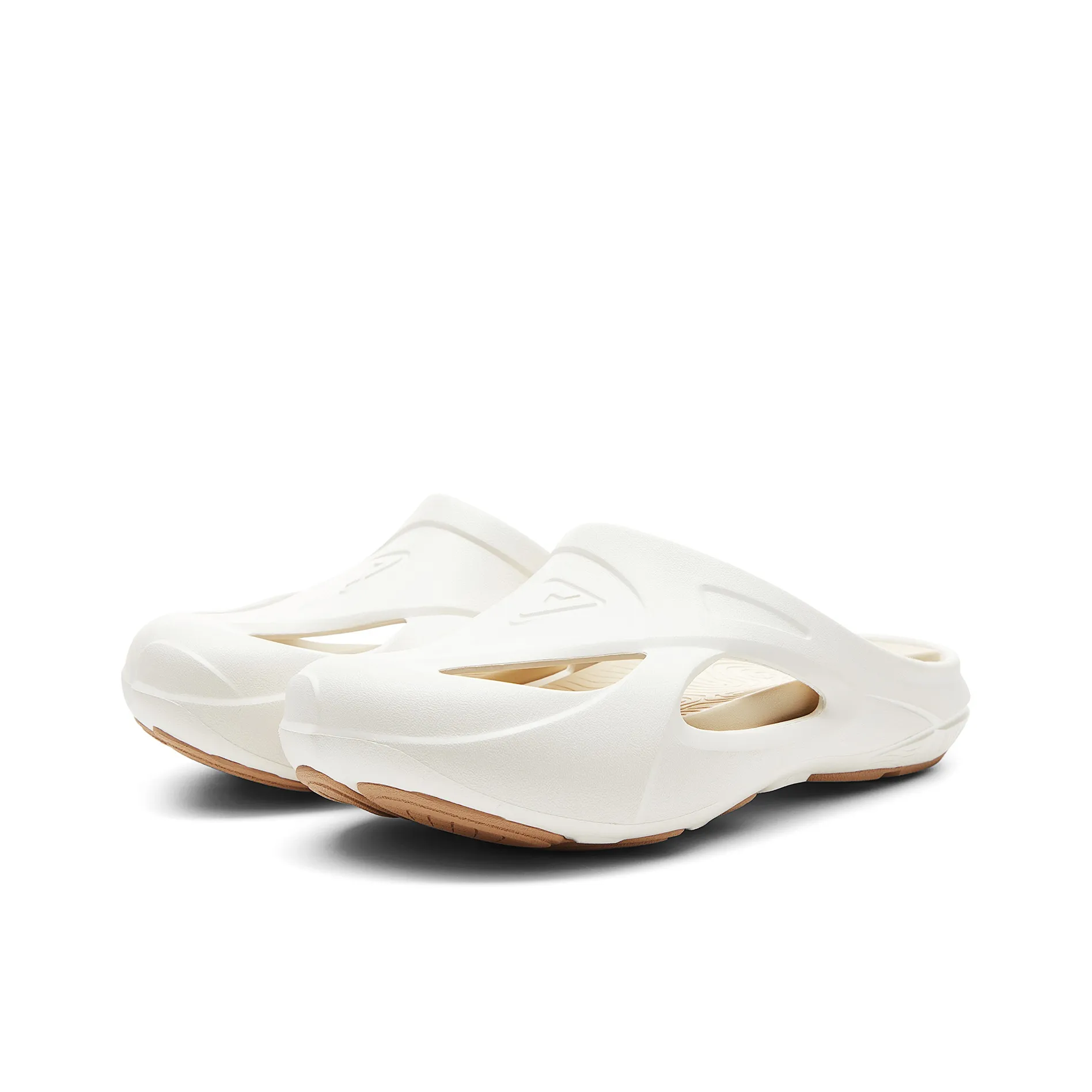 PEAK Flying Fish, Taichi River Trekking Shoes Slippers Women's Canvas White