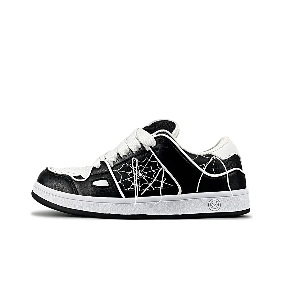 VFDF Anti-Slip Wear-Resistant Low-Top Skateboard Shoes Unisex Black White
