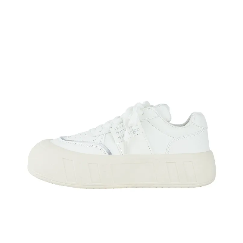 KARLIE KELLER Low-Top Skateboard Shoes Women's White