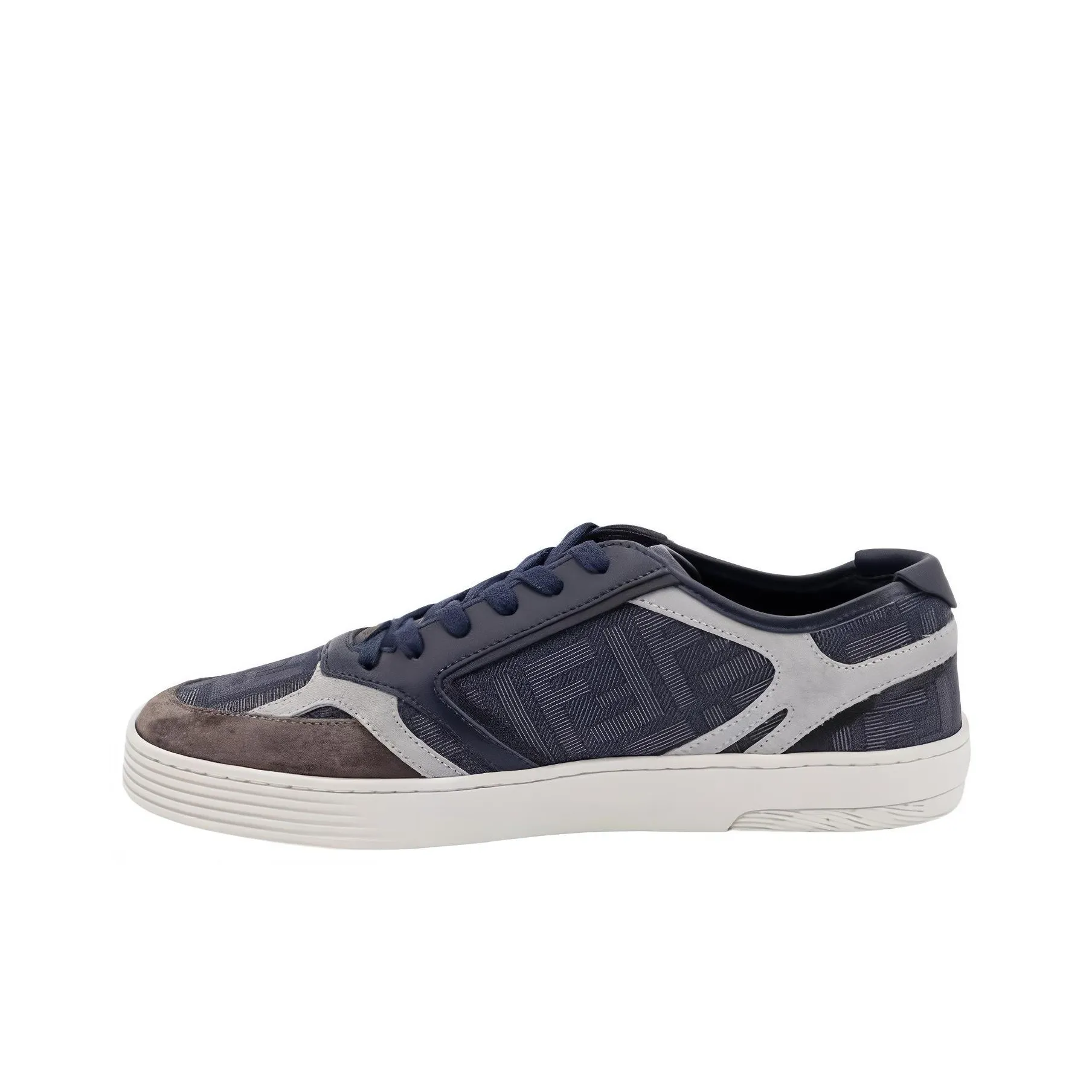 FENDI Low-Top Lace Up Sneakers