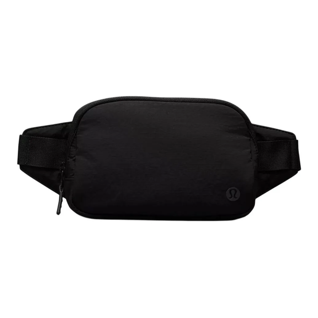 Lululemon Nylon With Recycled Polyester One Shoulder Crossbody Fanny Pack Unisex Black