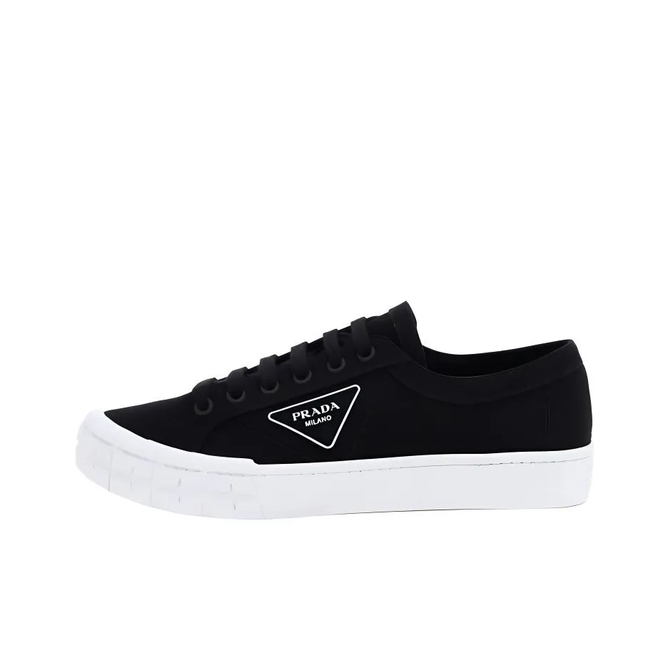 PRADA Wheel Low Top Stylish Skateboarding Shoes Men's Black White