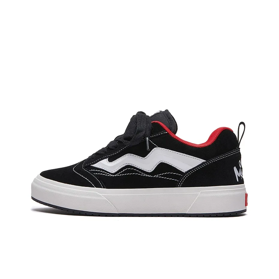 MASONONCE Anti Slip Wear Resistant Low Top Skateboard Shoes Unisex Black Red