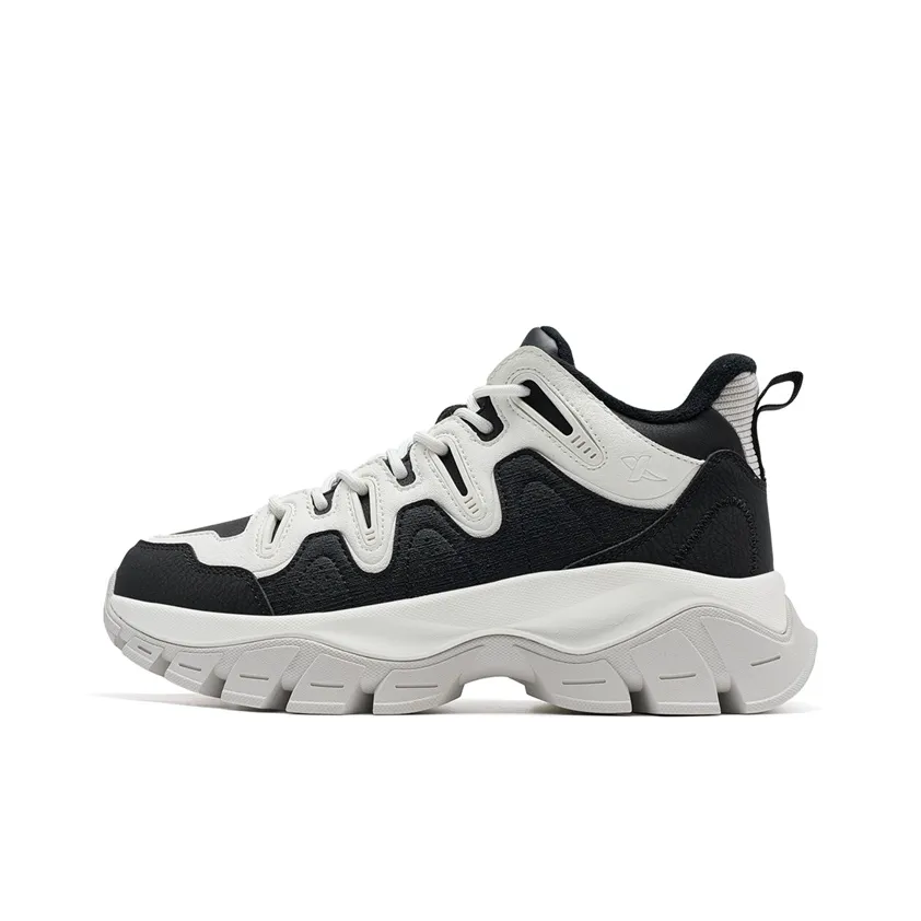 XTEP Chuanxing Lite Slip Resistant Warm Mid Top Casual Shoes Women's Black Sail White