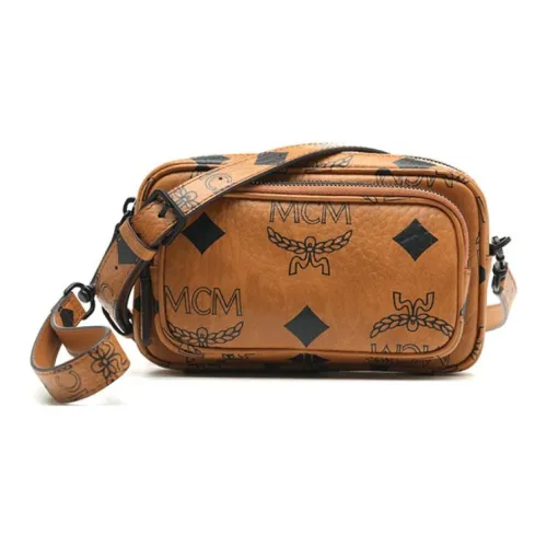 MCM Клатчи Унисекс