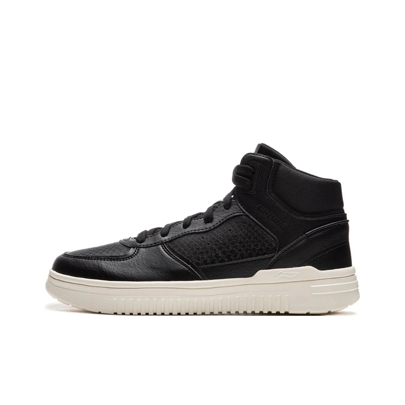 LINING QingYun Slip-Resistant Abrasion-Resistant Breathable High-Top Skateboarding Shoes Men's Black LINING QingYun Противоскользящие Износостойкие Дышащие Высокие Кроссовки для Скейтбординга Мужские Черные