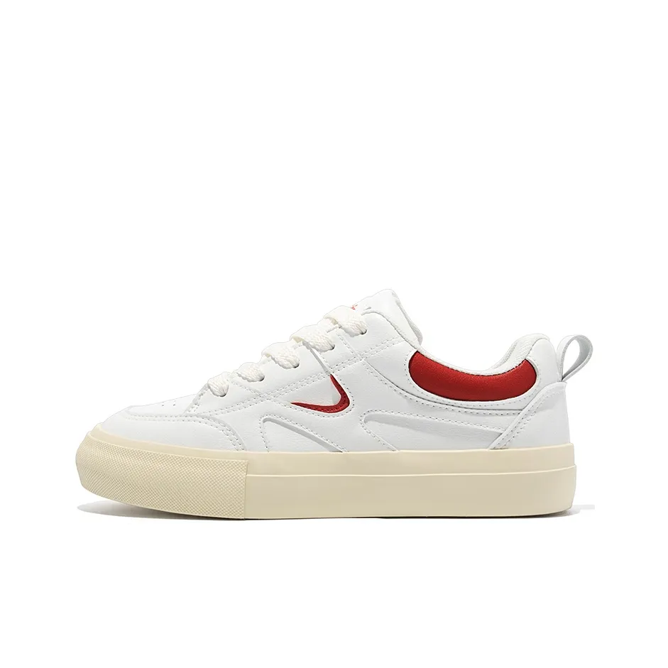TUOPIN Lightweight And Breathable Low Top Skateboard Shoes Unisex
