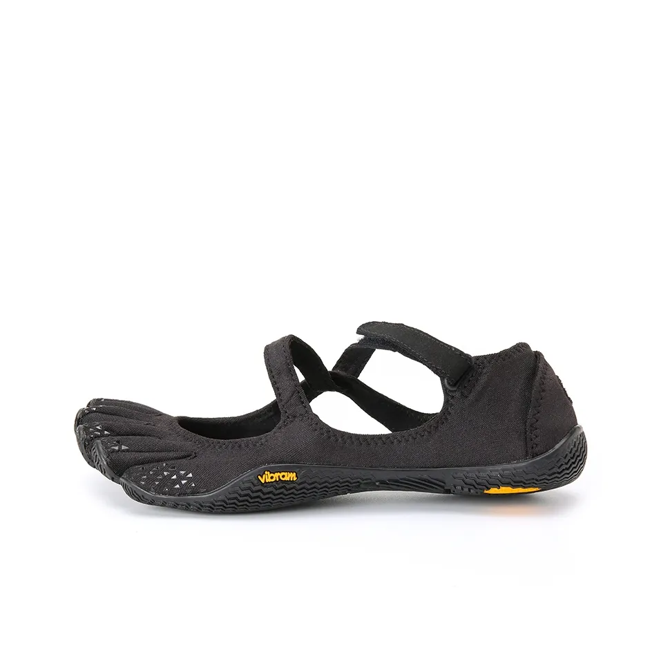 Vibram Training Shoes Women
s Low Top Black