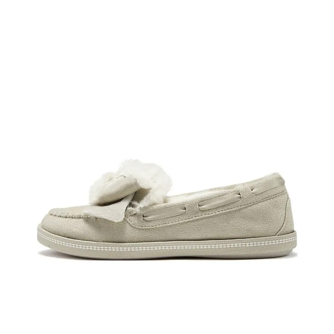 Skechers Modern Comfort Low Top Casual Shoes Women's Ecru