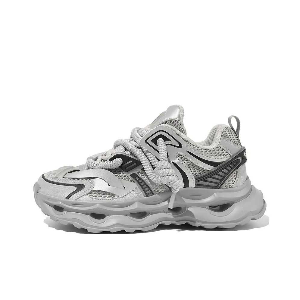 TCELLARS Cushioning Wear Resistant Lightweight Height Increasing Rebound Low Top Running Shoes Unisex Exclusive Box