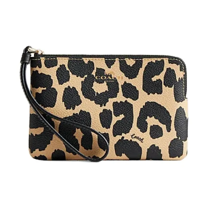 COACH Corner Zip Artificial Leather Wrist Bags Clutches Small Size Women's Leopard Print Multicolor