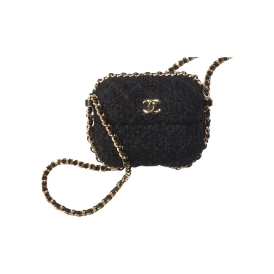 CHANEL Velvet Chain Bag Clutch Earphone Case Women's Black