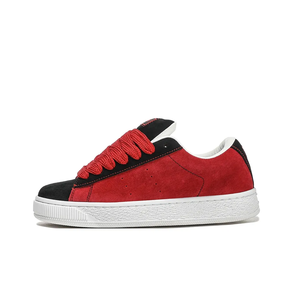 FERW Berry Bubbles Coverage Anti-Slip And Wear-Resistant Breathable Low-Top Skateboard Shoes Unisex