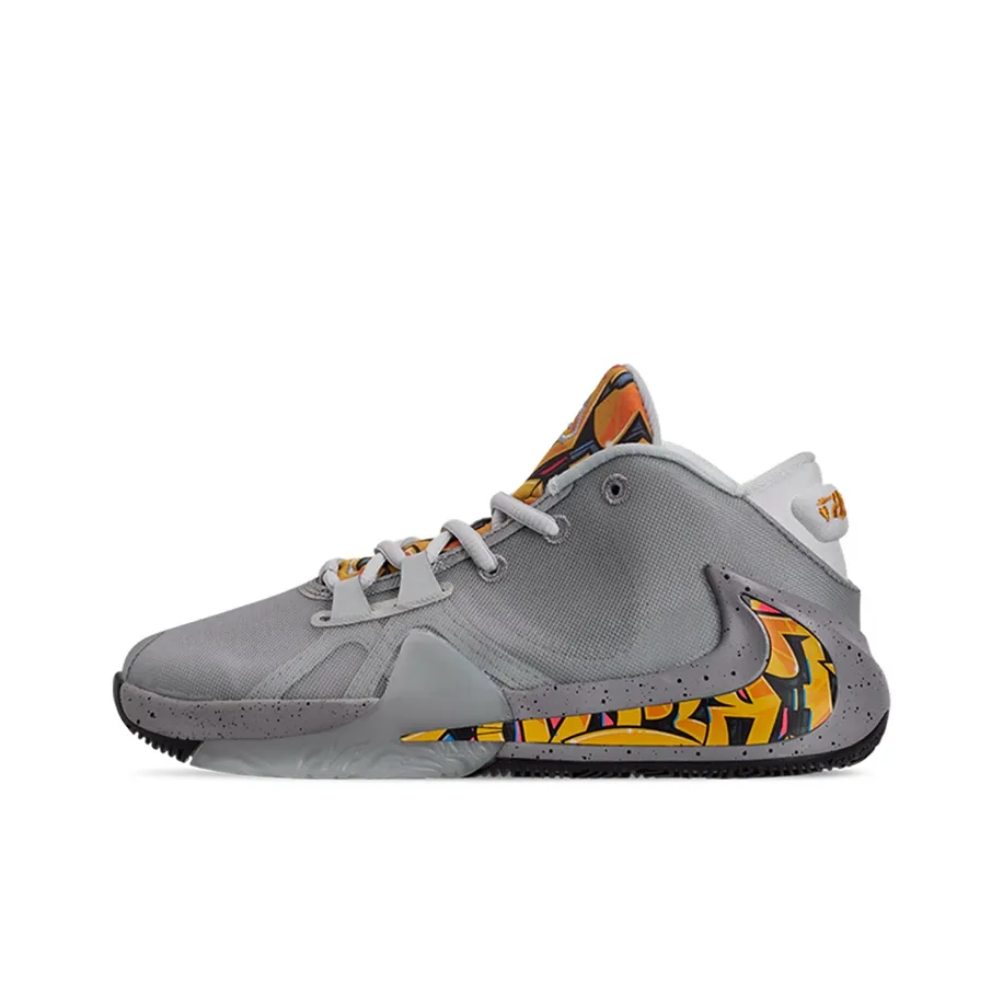 Nike Kids TEEN Zoom Freak 1 'Graffiti' Low-top Sneakers