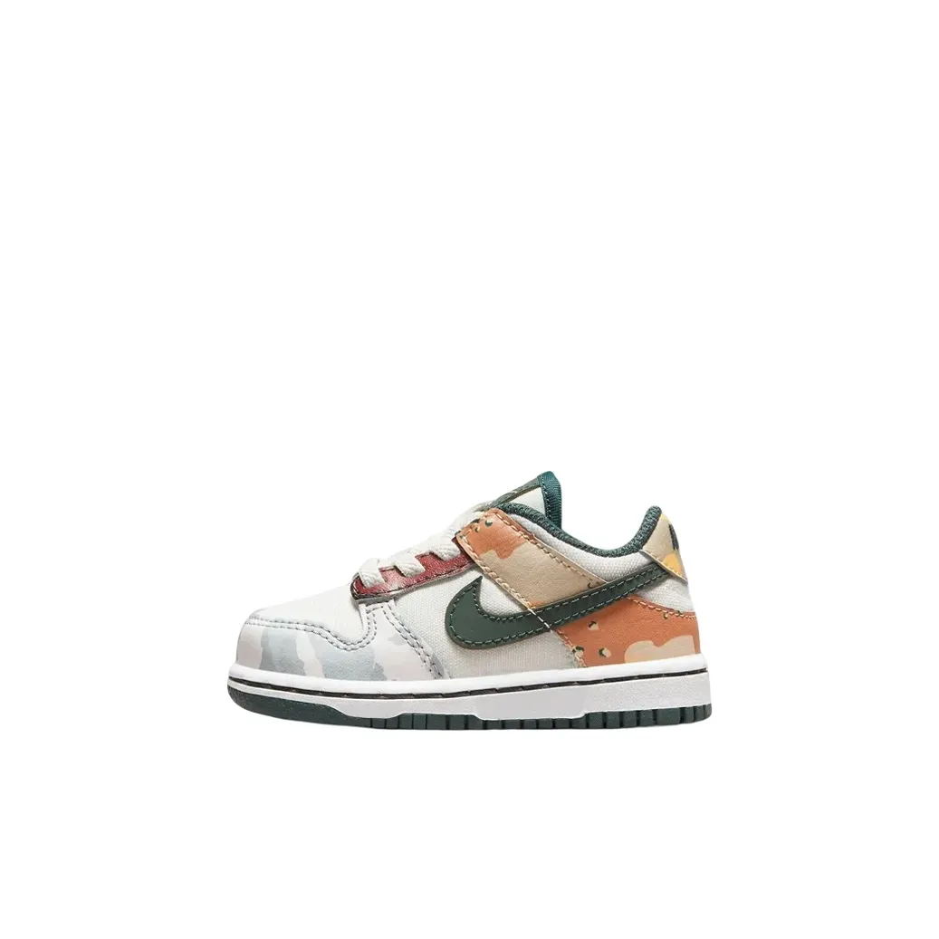 NIKE Dunk SE 'Парус MULTI CAMO' Низкий Топ Обувь для малышей Белый Зеленый Infant And Toddler