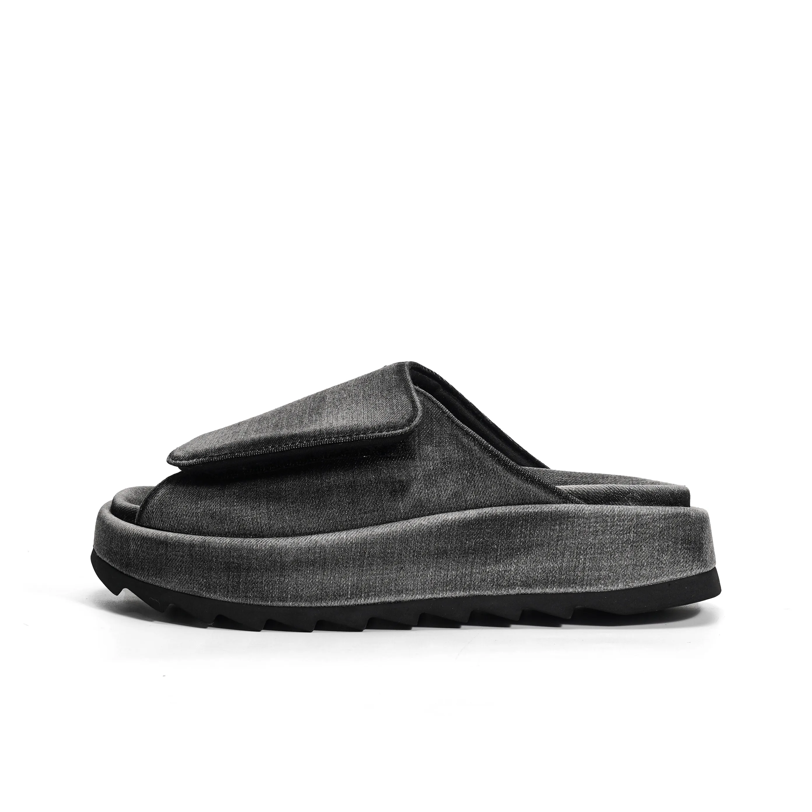 CROOKED CARD Устойчивые к истиранию слипоны Женские