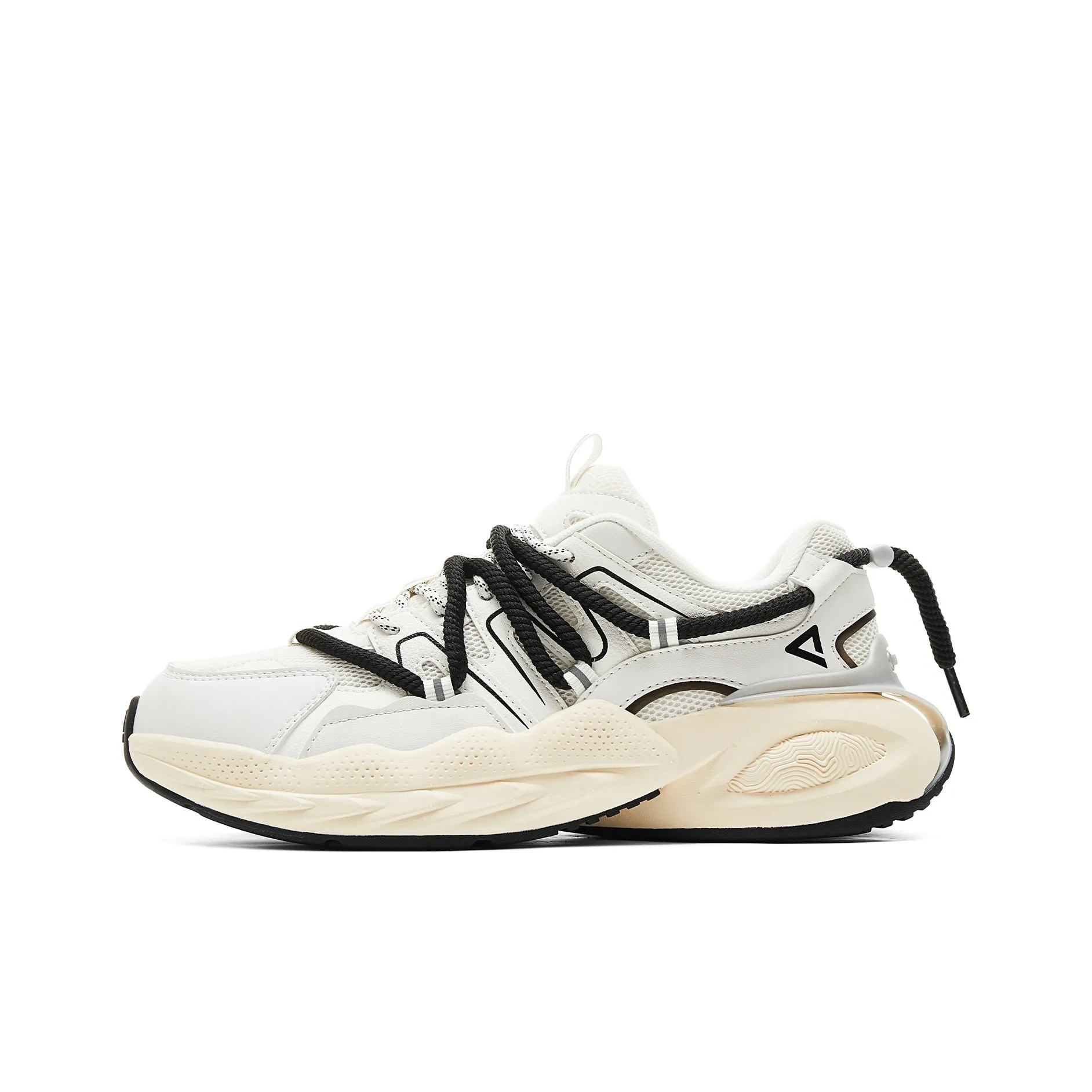 PEAK Casual Shoes Men's Low Top Ivory Black