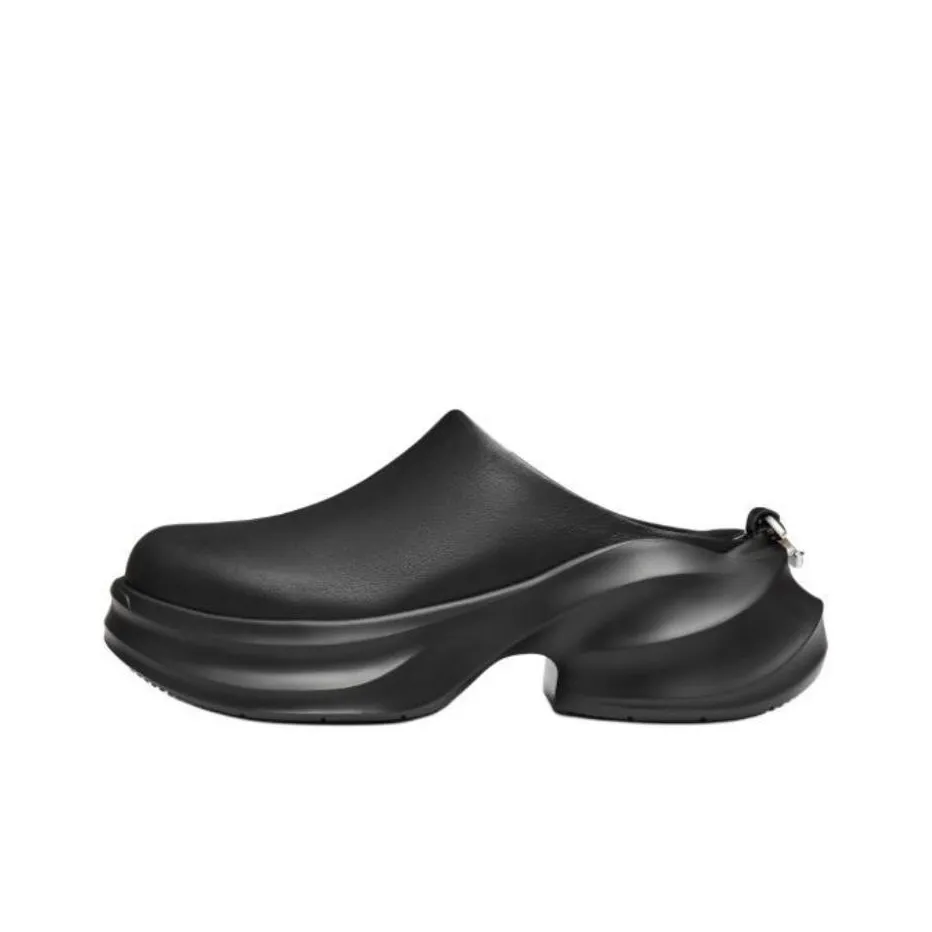 HELIOT EMIL x Staccato Abrasion Resistant Closed Toe Slippers Women's Black