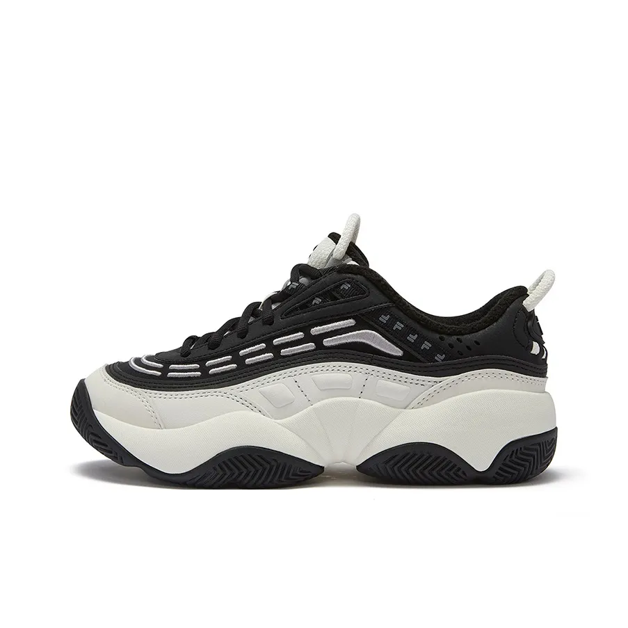 FILA FUSION Wear-Resistant Low-Top Vintage Basketball Shoes Women's Black/Light White