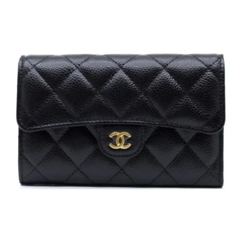 CHANEL Женские кошельки