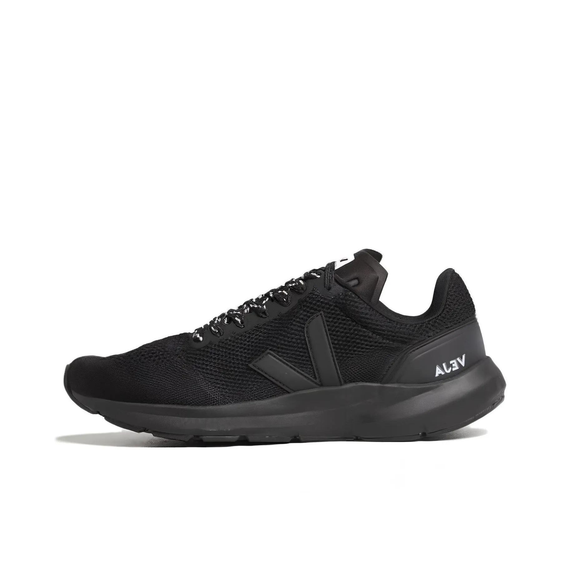 VEJA Marlin V Knit Lace Up Sneakers 'Black'