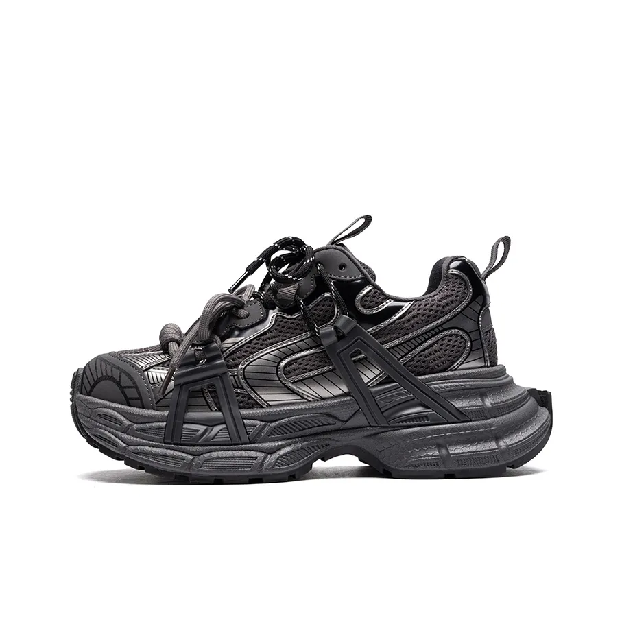 ZHR Wear Resistant Breathable Lightweight Height Increasing Low Top Platform Chunky Sneakers Women
s Black