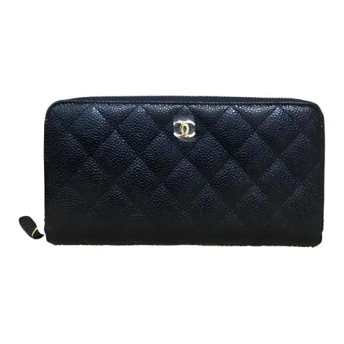CHANEL Женские кошельки