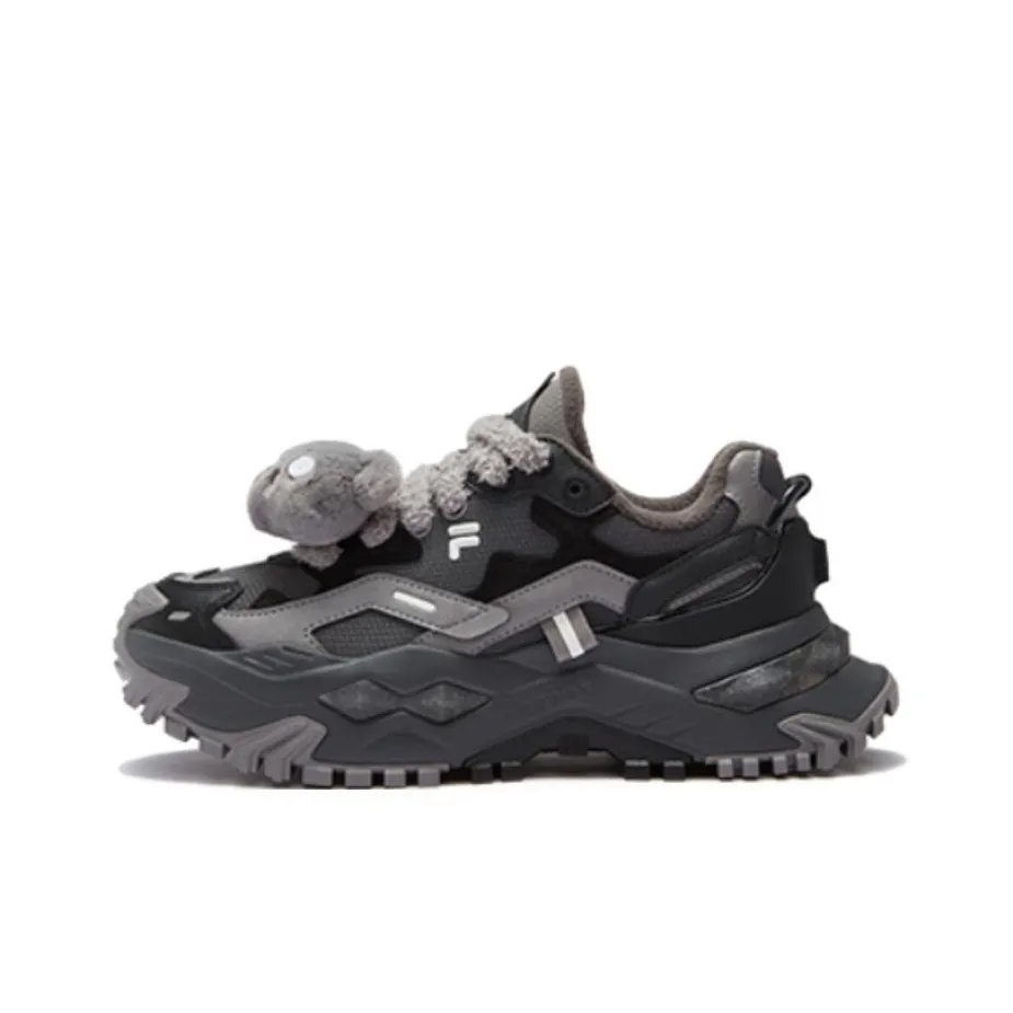 FILA FUSION BIANCO WE Pirate Bear Low Top Chunky Sneakers Women's Black Gray