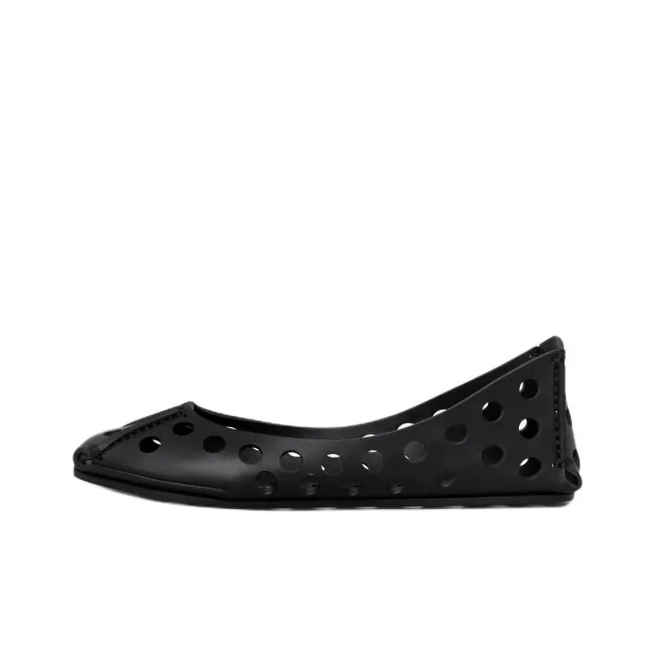 Alaia Perfo Casual Single Shoes Women's Black