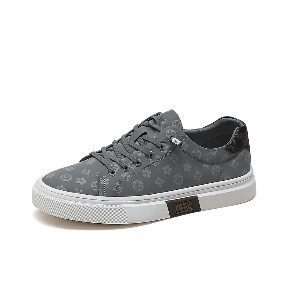 Spider King Slip Resistant Low Top Skateboard Shoes Unisex