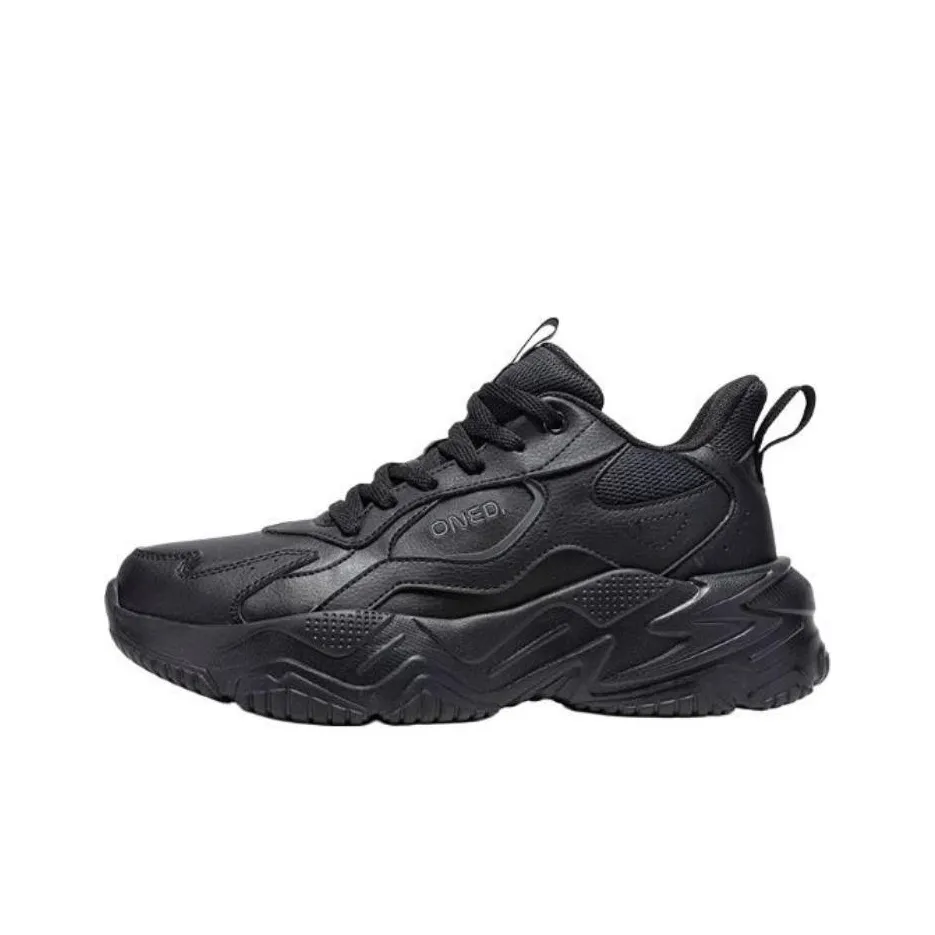 361° Cushioning Warm Low Top Chunky Sneakers Women's Black
