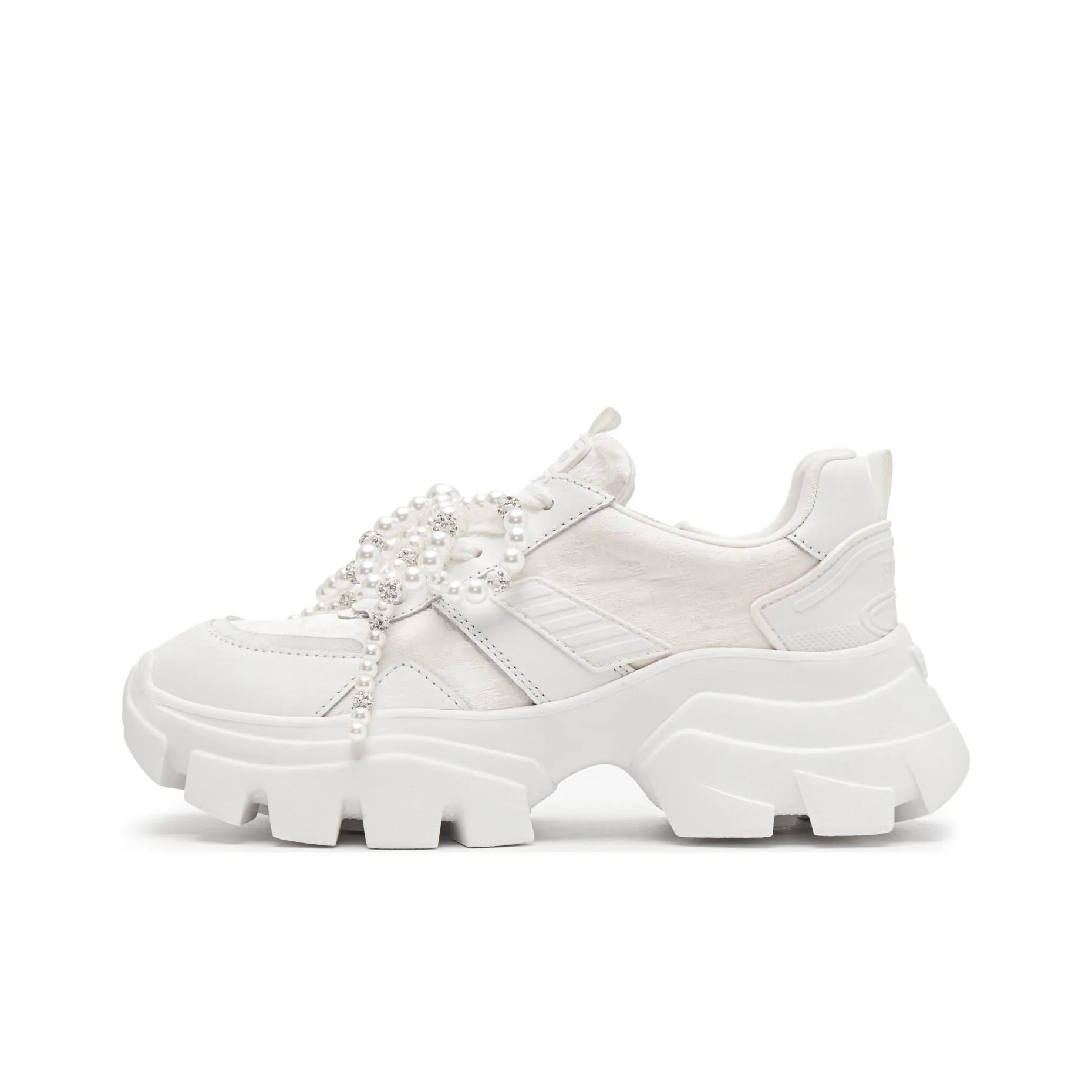 Staccato Abrasion Resistant Height Increasing Low Top Chunky Sneakers Women's Beige