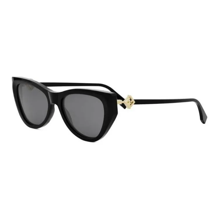 FENDI Eyewear Cat Eye Frame Sunglasses