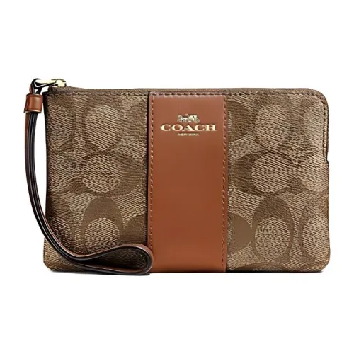 COACH Corner Zip Клатчи Женские