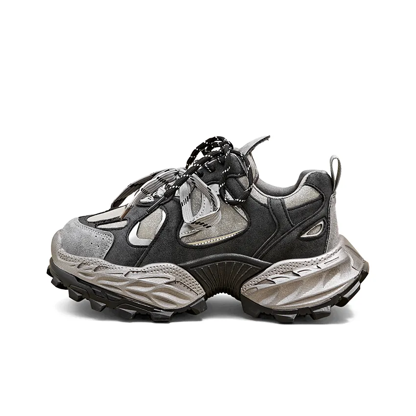 A Poinsettia Princess Женские массивные кроссовки