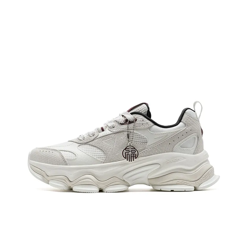 XTEP Shanhai Collection Устойчивая к истиранию Низкая Обувь Повседневная Мужская Парусный Белый