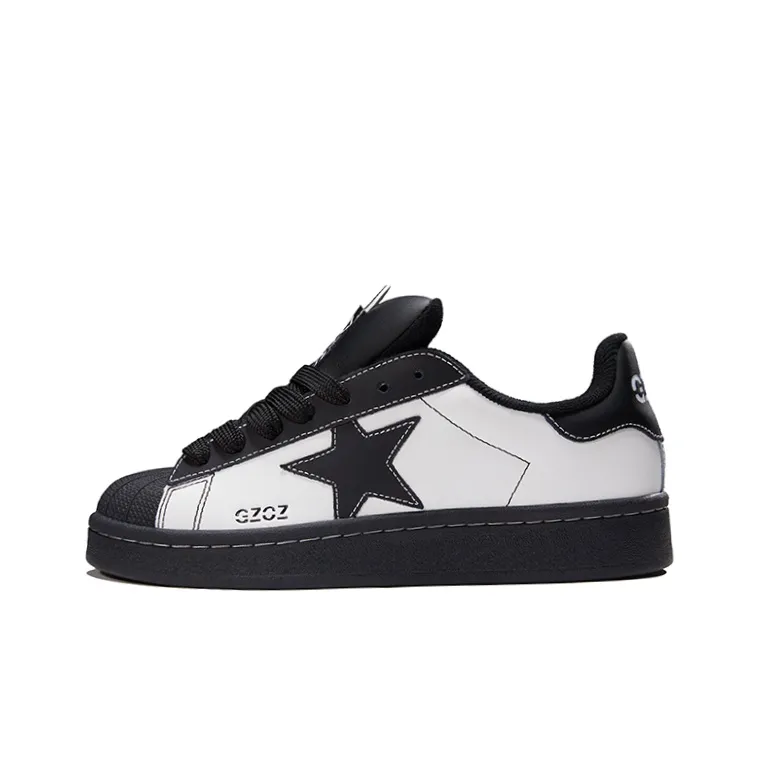 GZOZ Coverage Anti Slip And Wear Resistant Low Top Skateboard Shoes Unisex Comic Black And White