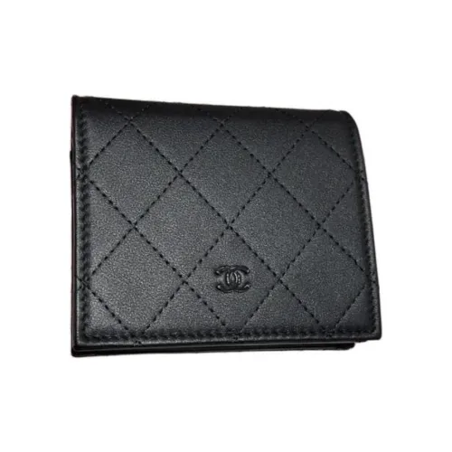 CHANEL Женские кошельки