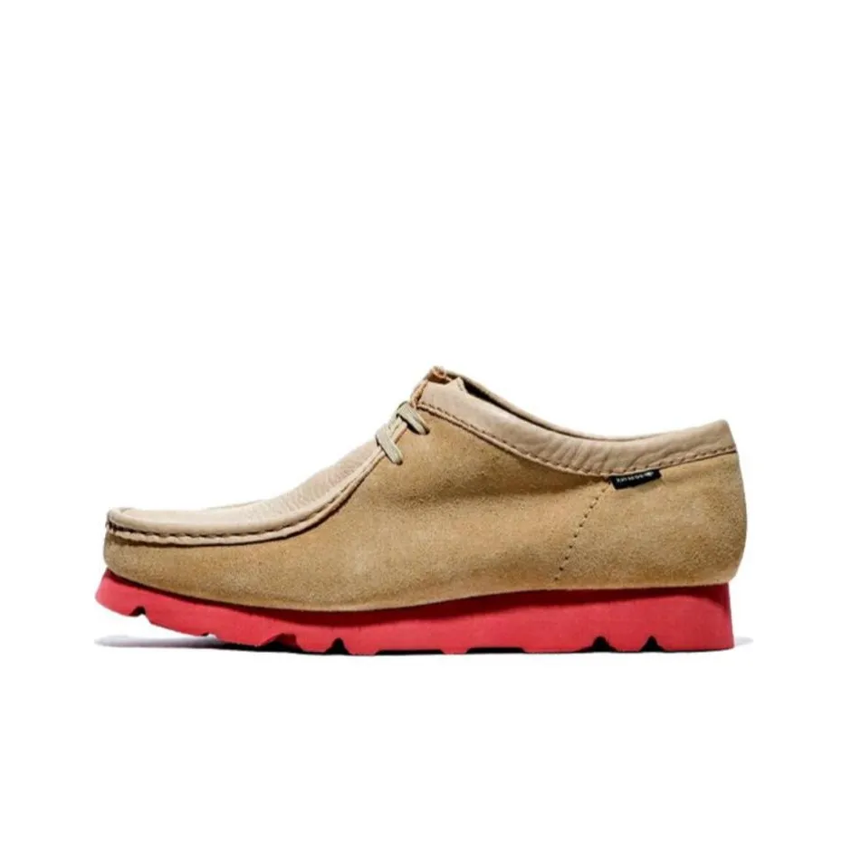 Clarks Wallabee Casual Shoes Men's Brown