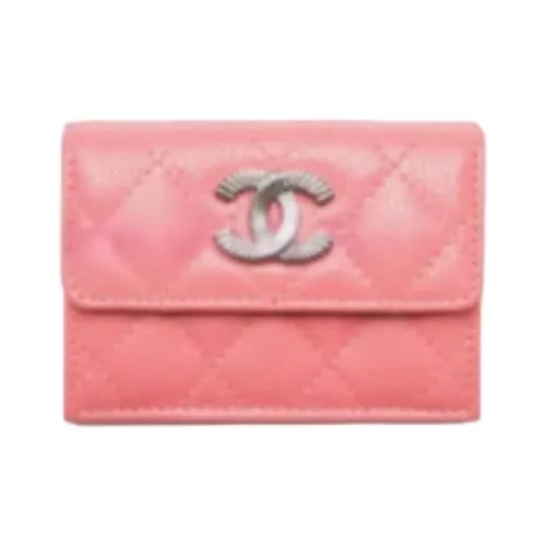 CHANEL Женские кошельки