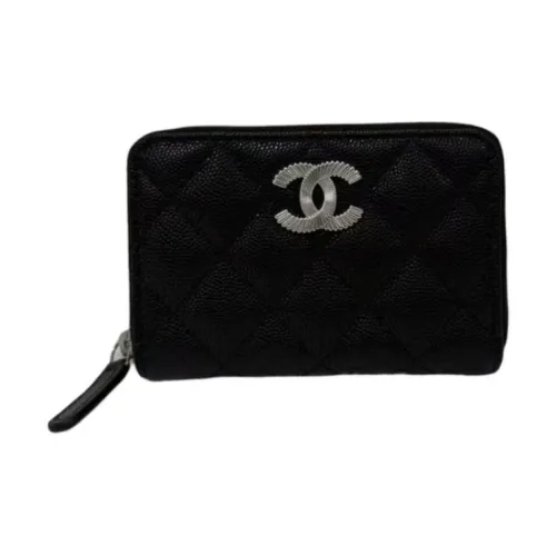 CHANEL Женские кошельки