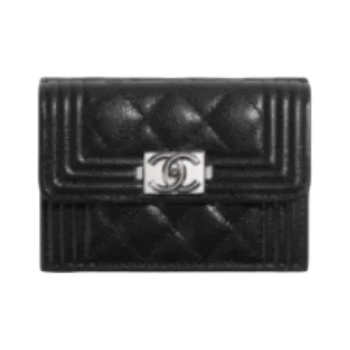 CHANEL Женские кошельки