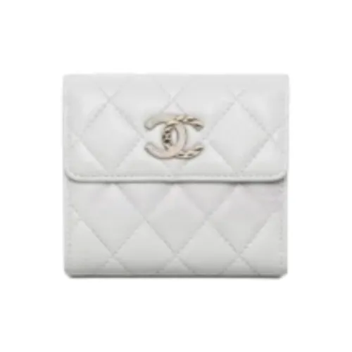 CHANEL Женские кошельки