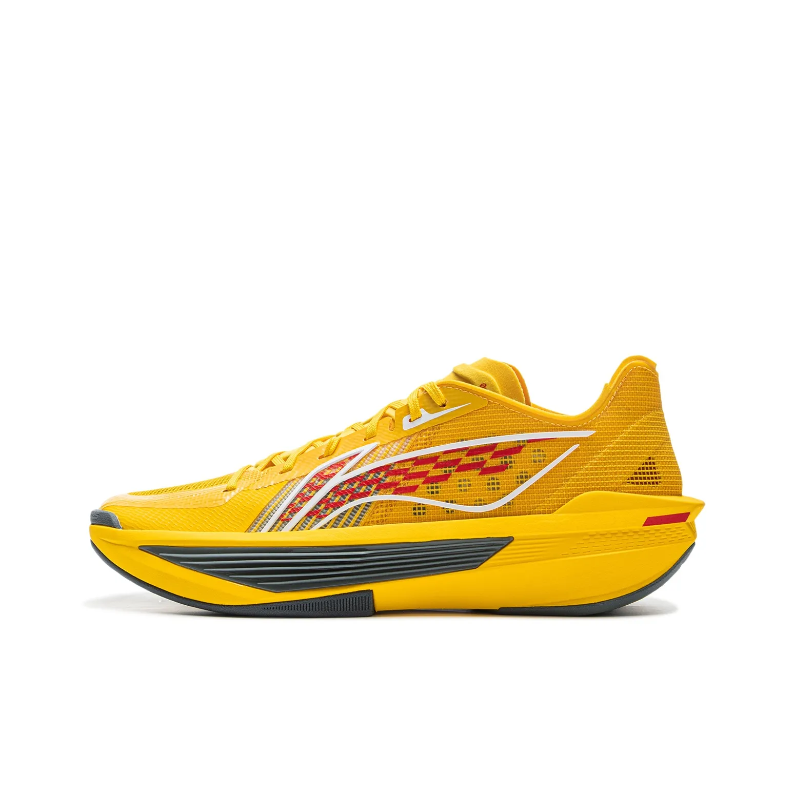 LiNing ULTRALIGHT Cushioning, Slip Resistant, Abrasion Resistant, Rebound Grip Low Top Basketball Shoes Men's Yellow