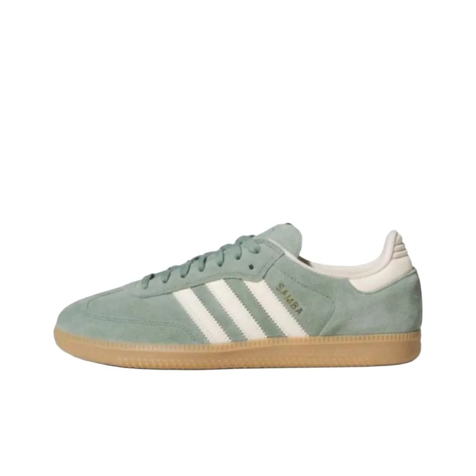 Ihr wollt den adidas Tennis HU von Pharrell Williams kaufen