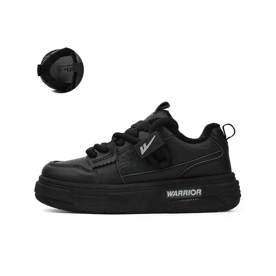 Warrior Аbrasion Resistant Низкие Кроссовки для скейтбординга Женские Черные