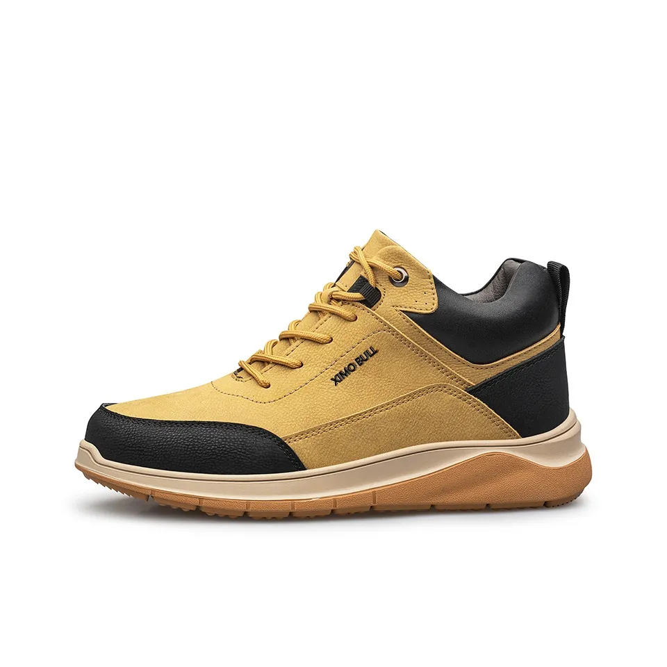 kommt der Sneaker mit komplett lilanen Upper